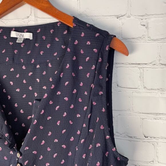 Q&A Sleeveless Blouse 1X  - Picture 13 of 14